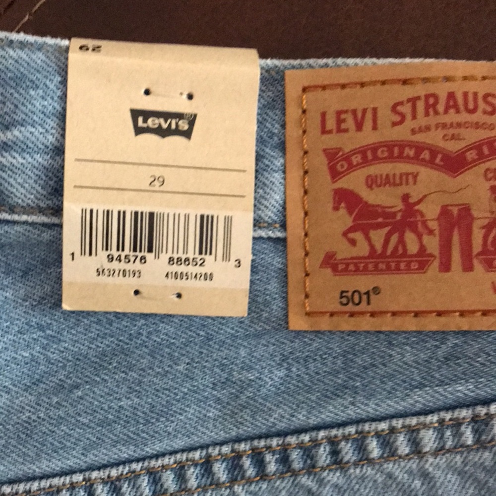 Levi's 501 Light Blue Distressed Women's Denim Shorts waist 29 - Picture 6 of 6